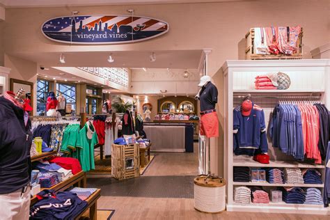 vineyard vines flagship store